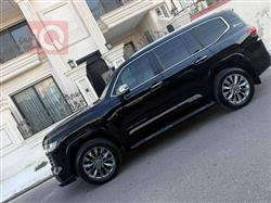 تۆیۆتا لاند کروزەر